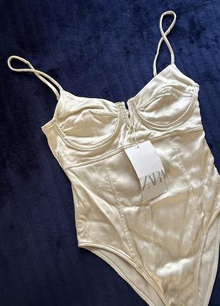 Жіноче боді zara молочного кольору 2