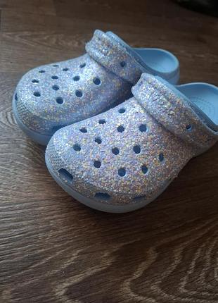 Кроксы желуди босоножки crocs 3