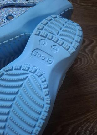 Кроксы желуди босоножки crocs 5