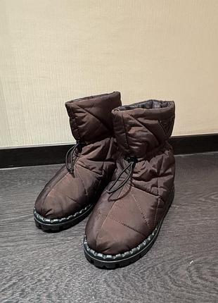 Зимові сапоги prada nylon puffer boots