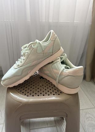 Кросівки жіночі reebok м'ятні