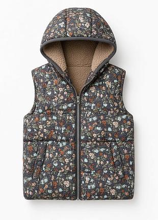 Жилетка zara girls
розмір 5/6 (116 см)