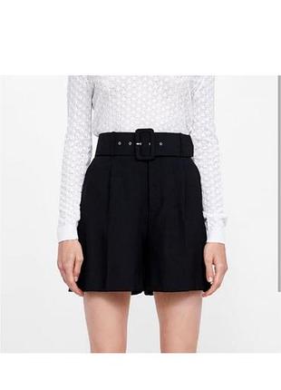 Стильні класичні шорти від zara