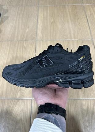 Balance 1906r cordura black