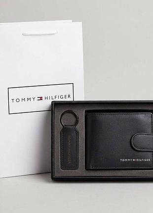Кошелек tommy hilfiger мужской цвет черный, кошелек томми хелфигер, tommy hilfiger, портмоне tommy, черный кошелек