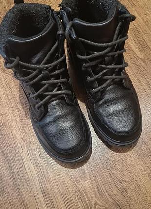 Продам детские ботинки бренда fila