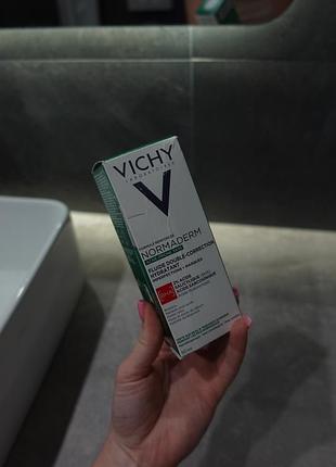 Зволожувальний флюїд сироватка vichy normaderm подвійної дії для жирної, схильної до появи недоліків шкіри 50 мл