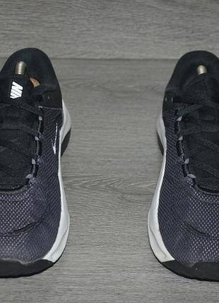 Продам кросівки фірма nike legend essential 3. 2