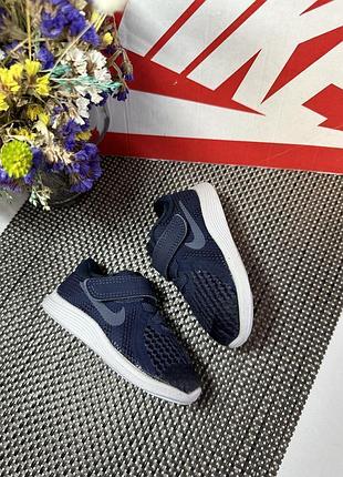Оригінальні кросівки nike 5