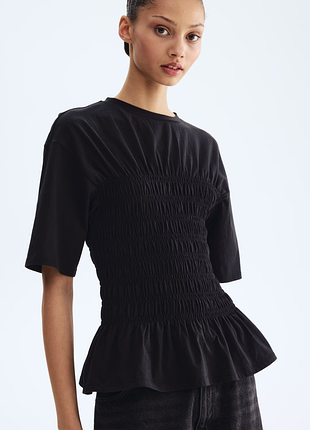 Черная хлопковая футболка жатка от h&amp;m