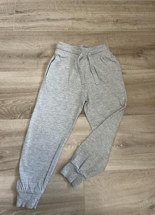 Штани спортивні тонкі h&m 4-5 років