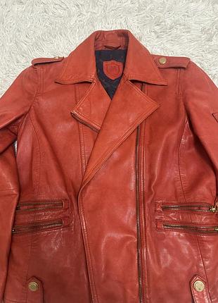 Шкіряна куртка massimo dutti, s