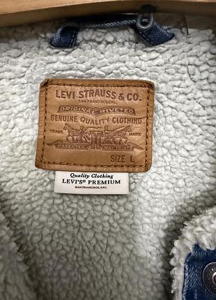Зимова класична курточка  від levi’s новий сезон
