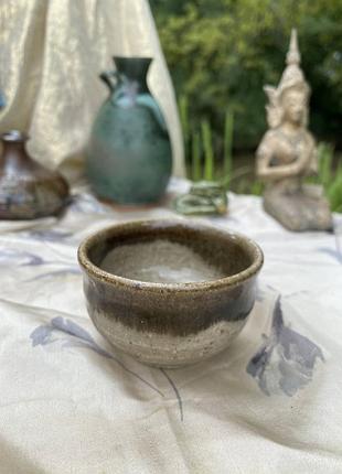 Японская керамическая пиала юной (стиль караца, ручная работа).

+ доставка