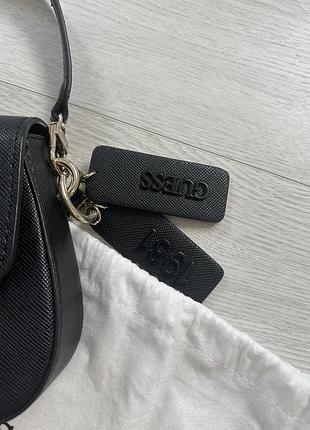 Красива сумочка guess 3