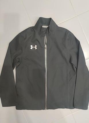 Детская ветровка under armour storm на 9-10 лет.