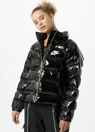 Жіночий пуховик nike чорний розмір xs