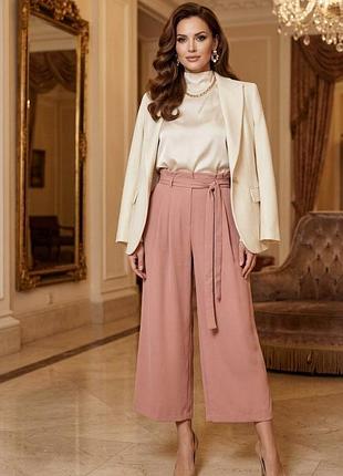 Штани жіночі бренду zara basic ,з поясом та кишенями нюдово персикового кольору🦋