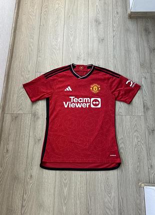 Футболка adidas