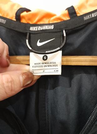 Вітровка nike для тренувань s 3