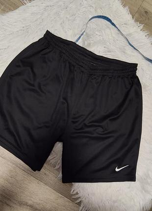 Крутые спортивные шорты nike на рост 164-176 см