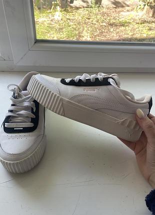 Кросівки жіночі puma білі 23,5 см