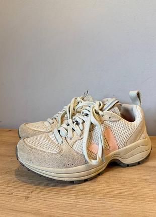 Кросівки veja