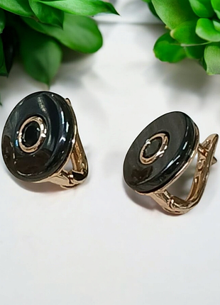 Сережки з чорною керамікою медзолото. медичне золото. xuping