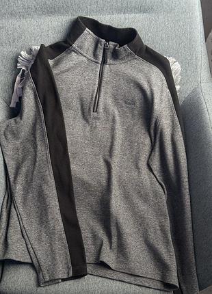 ▫️ невеликий фірмовий логотип calvin klein на грудях   ▫️ стан — дуже хороший ✨  💰 ціна: 800 грн