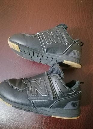 Кроссовки new balance. размер 22