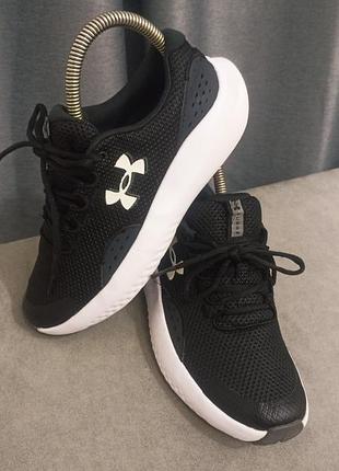Кросівки under armour