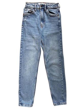 Джинси мом stradivarius mom slim fit блакитні жіночі з високою посадкою xxs 32