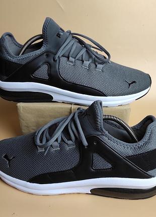 Кросівки пума puma.
розмір 43 довжина устілки 27,5 см.