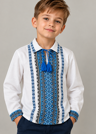 Вишиванка для хлопчика, біла з синьо-чорним орнаментом, розмір 128