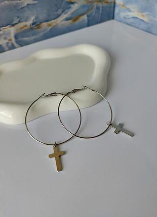Серьги кольца с крестиками серебристые круглые серьги конго бижутерия, код 7463