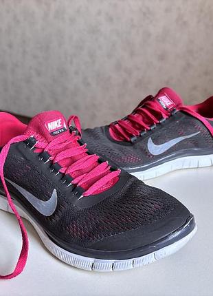 Спортивні кросівки для бігу тренування у залі nike free run