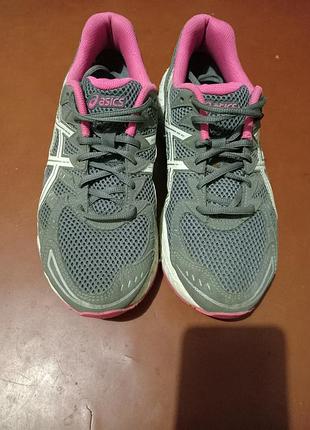 Жіночі бігові кросівки, asics gel-virage 6,оригінал р. 40 (26см)