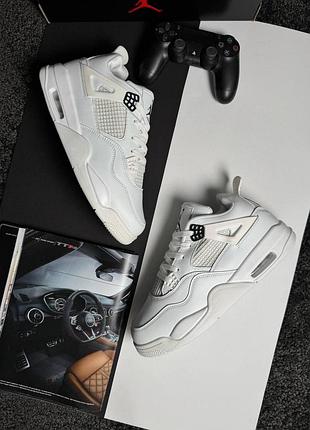 Чоловічі кросівки nike air jordan 4 retro white
