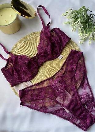 Комплект білизни від ріани savage fenty