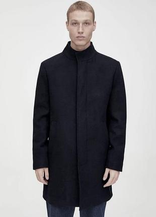Пальто чоловіче pull&bear чорне осіннє на ґудзиках, вовна 57%, розмір m
