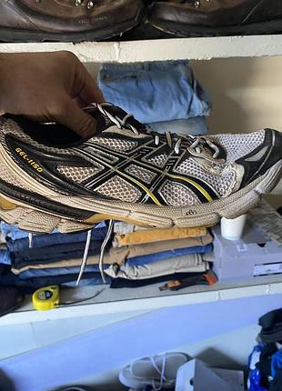 Чоловічі бігові кросівки asics gel-1150 у ретро-естетиці нульових років