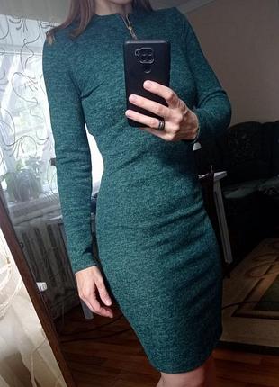 Зелена сукня розмір s