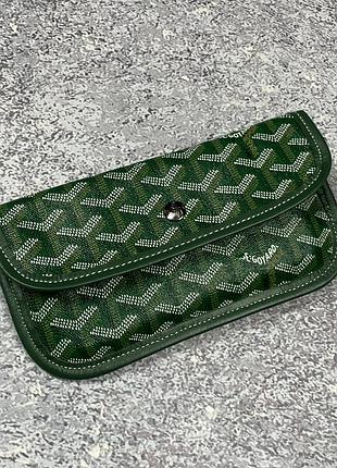 Зеленый кожаный кошелек-клатч goyard st. louis pouch / зеленый мини-кошелек гоярд