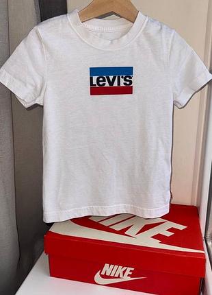 Футболка levi's🤍