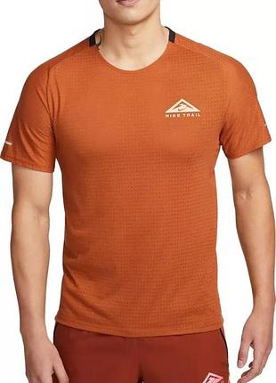 Спортивна футболка nike trail running dri-fit