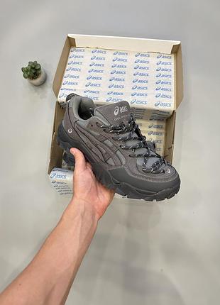 Кросівки чоловічі asics