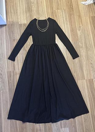Довга чорна сукня, р. s-m