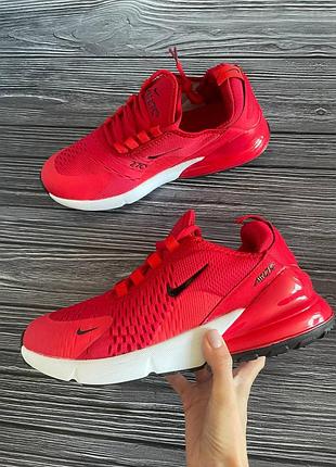 Кроссовки nike  с нюансом