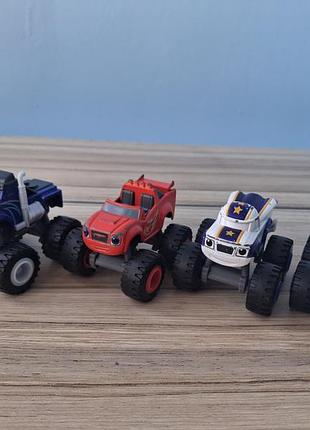 Металеві машинки блиск і чудо машинки blaze & the monster machines