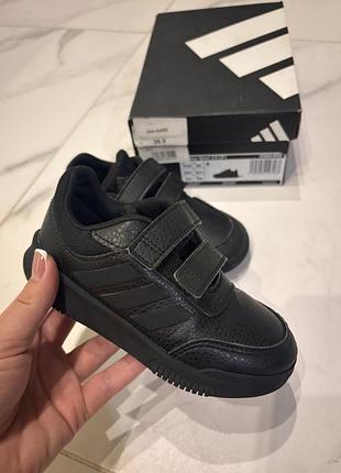 Adidas кросівки, 26,5 розмір,15,5 см. іідеальний стан